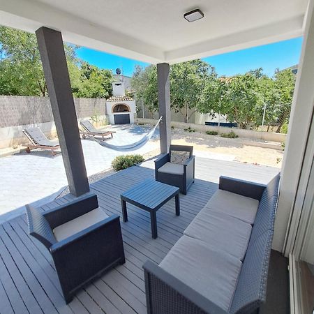 Holiday House Meri Пакоштане Экстерьер фото
